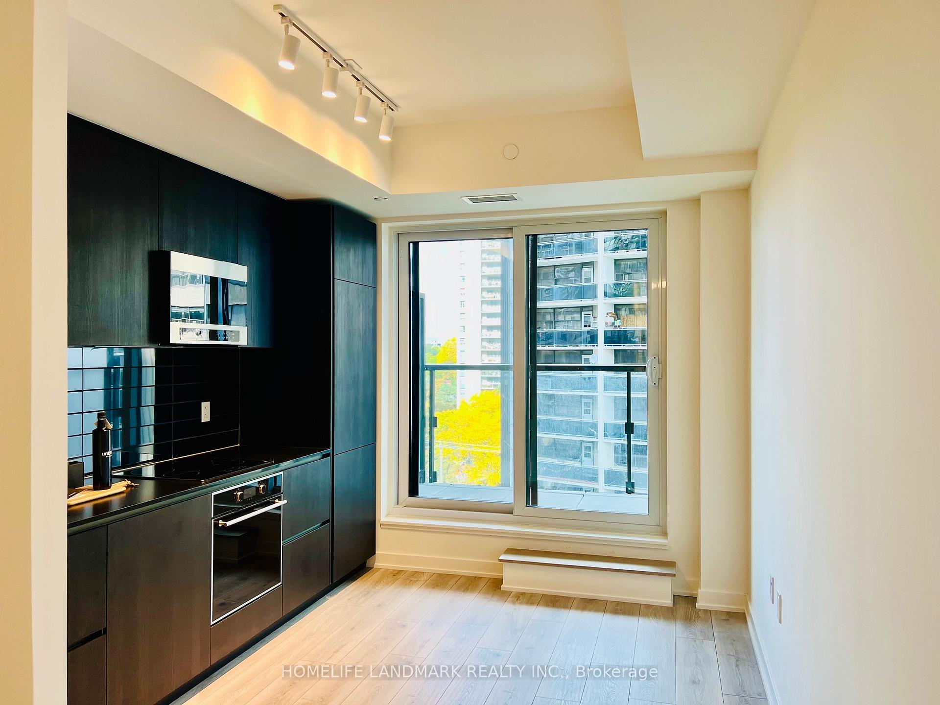 Photo 5 of Unit 717N, 120 Broadway Avenue, Toronto, Mount Pleasant West — HOMEH