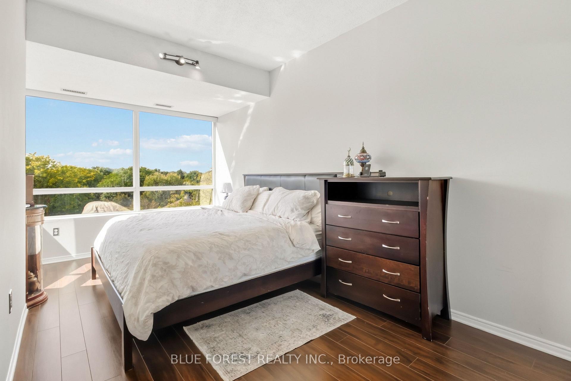 Photo 14 of Unit 715, 521 Riverside Drive, London, North P — HOMEH