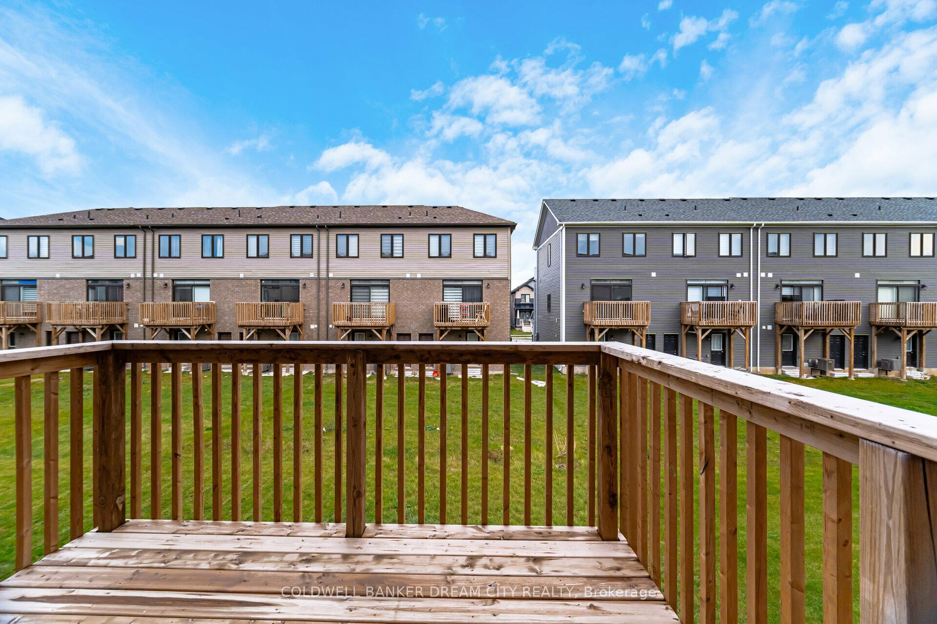 Photo 10 of 227 Gillespie Drive, Brantford, Empire South — HOMEH