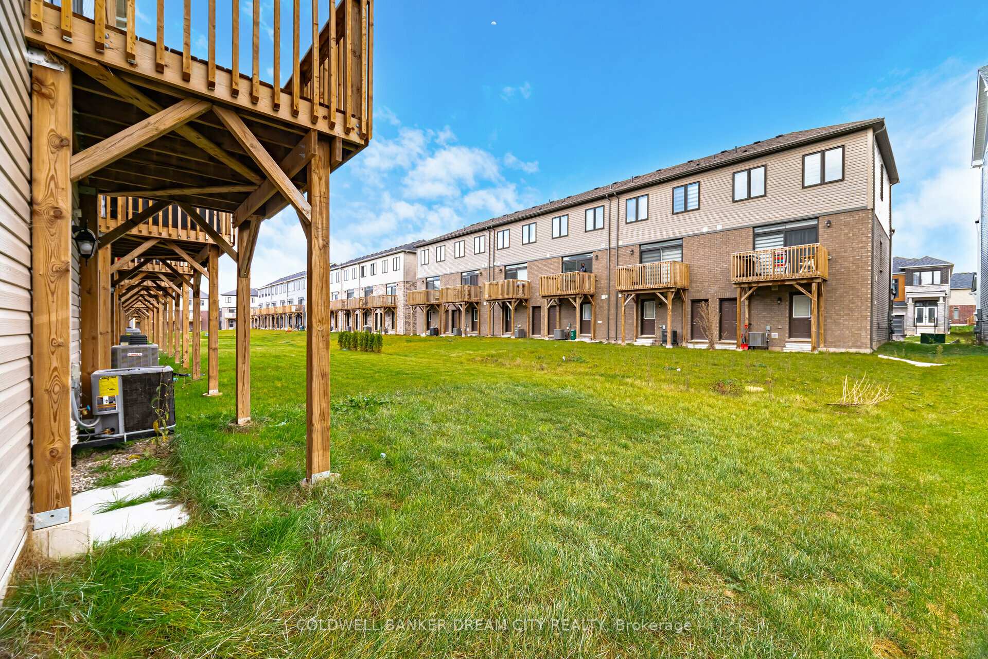 Photo 38 of 227 Gillespie Drive, Brantford, Empire South — HOMEH