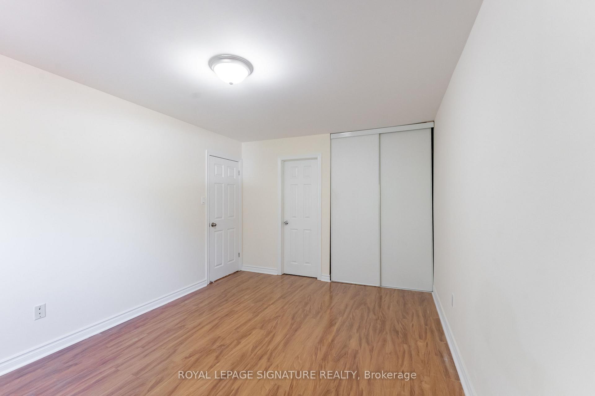 Photo 5 of Unit 40, 2825 Gananoque Drive, Mississauga, Meadowvale — HOMEH