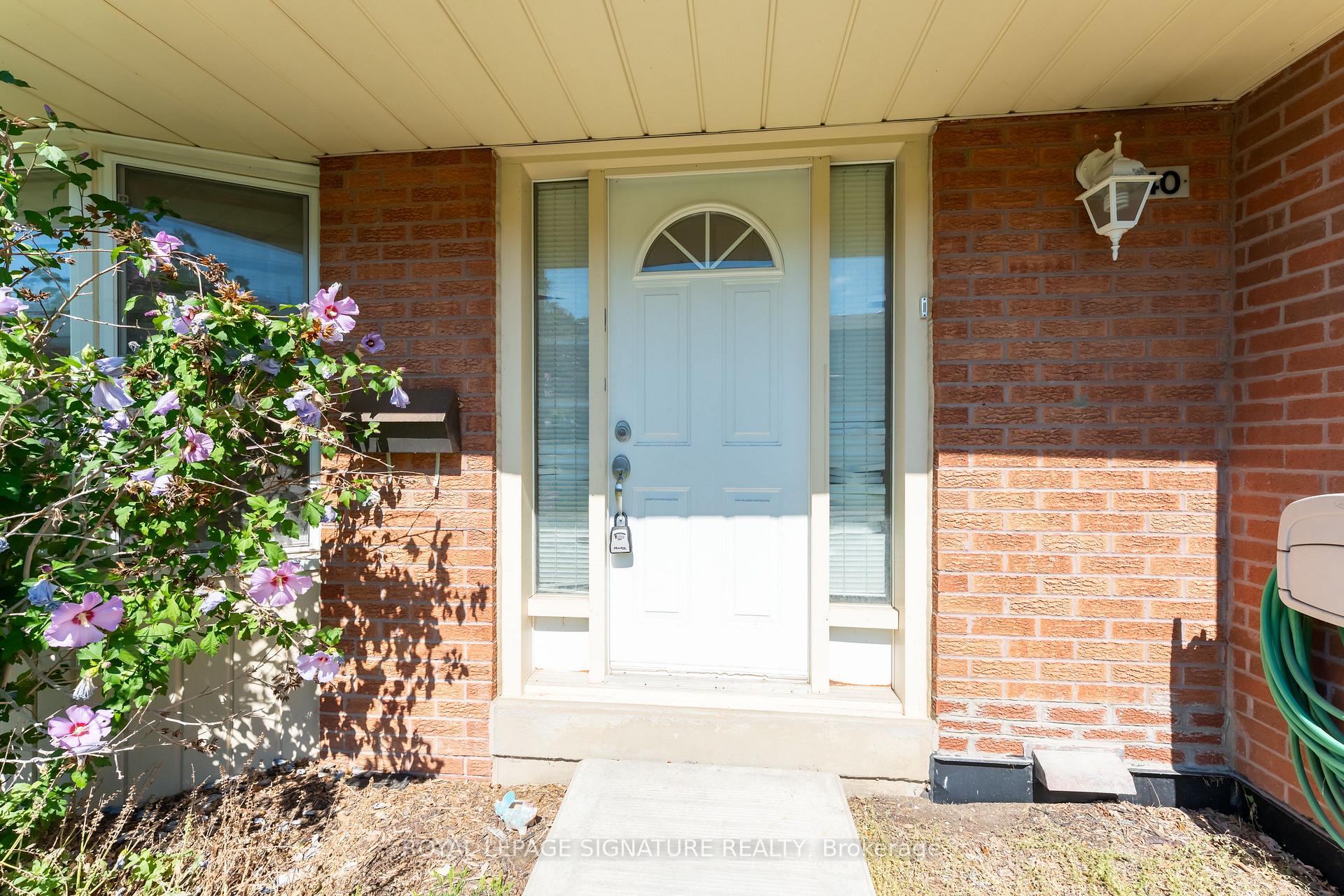 Photo 11 of Unit 40, 2825 Gananoque Drive, Mississauga, Meadowvale — HOMEH