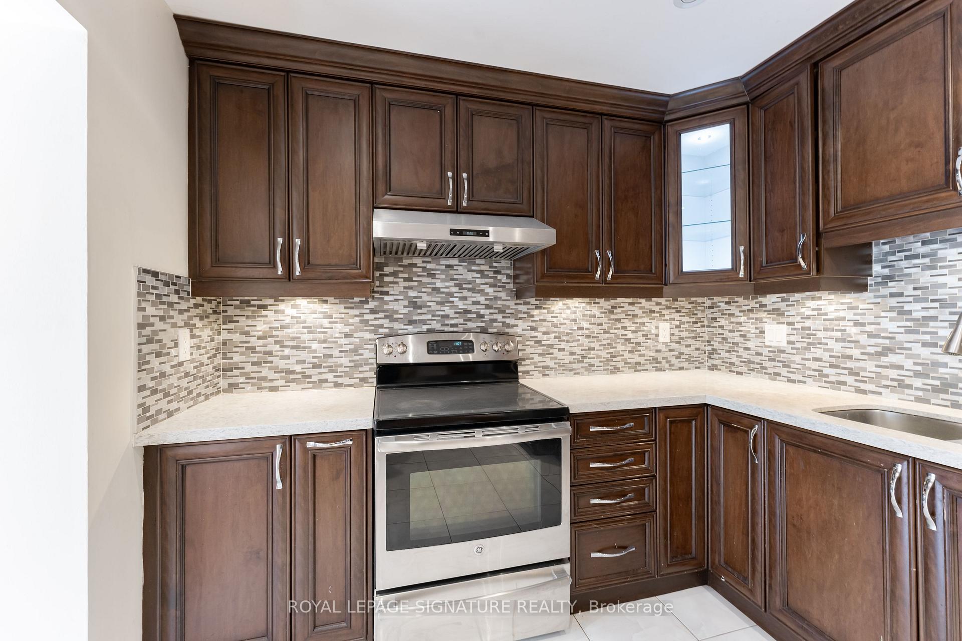 Photo 16 of Unit 40, 2825 Gananoque Drive, Mississauga, Meadowvale — HOMEH