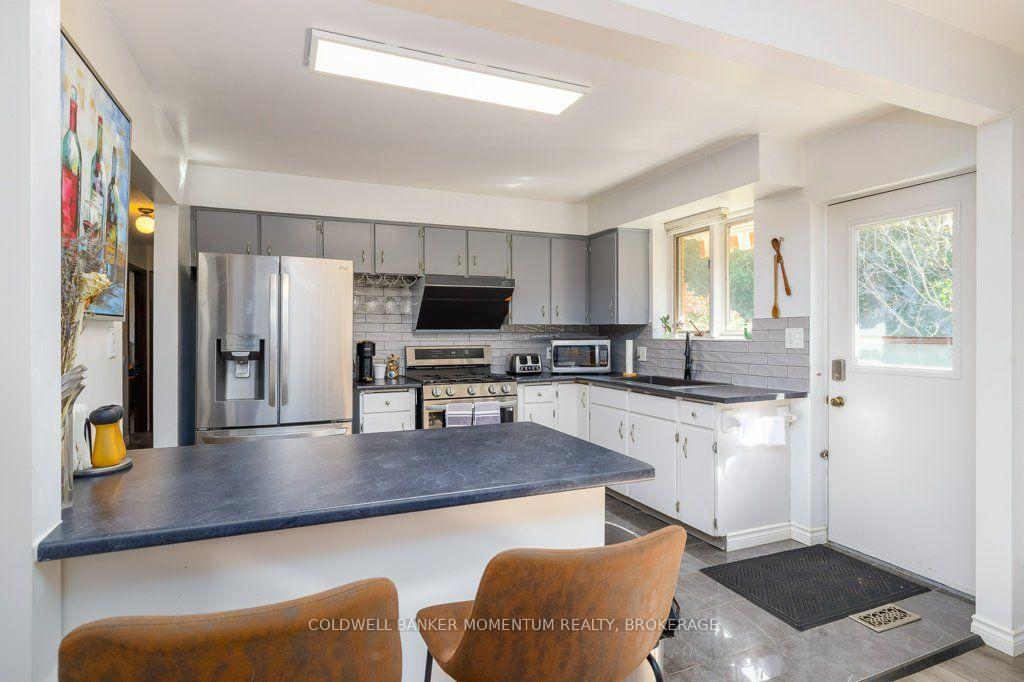 Photo 11 of 13 Lantana Circle E, St. Catharines, Lakeshore — HOMEH