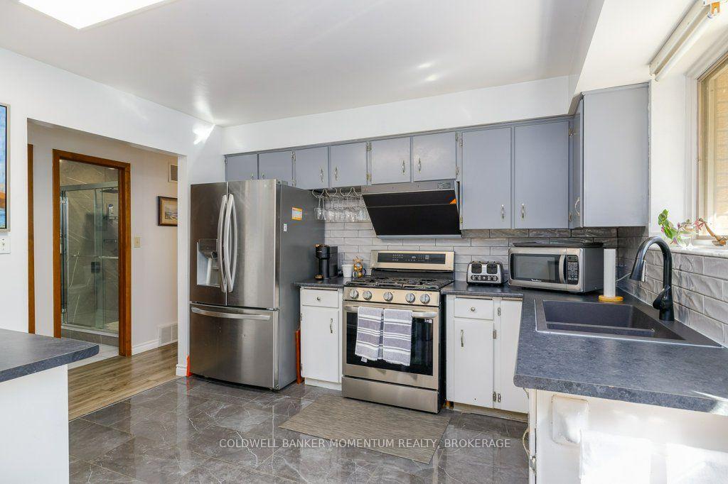 Photo 12 of 13 Lantana Circle E, St. Catharines, Lakeshore — HOMEH