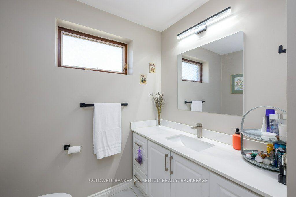 Photo 16 of 13 Lantana Circle E, St. Catharines, Lakeshore — HOMEH