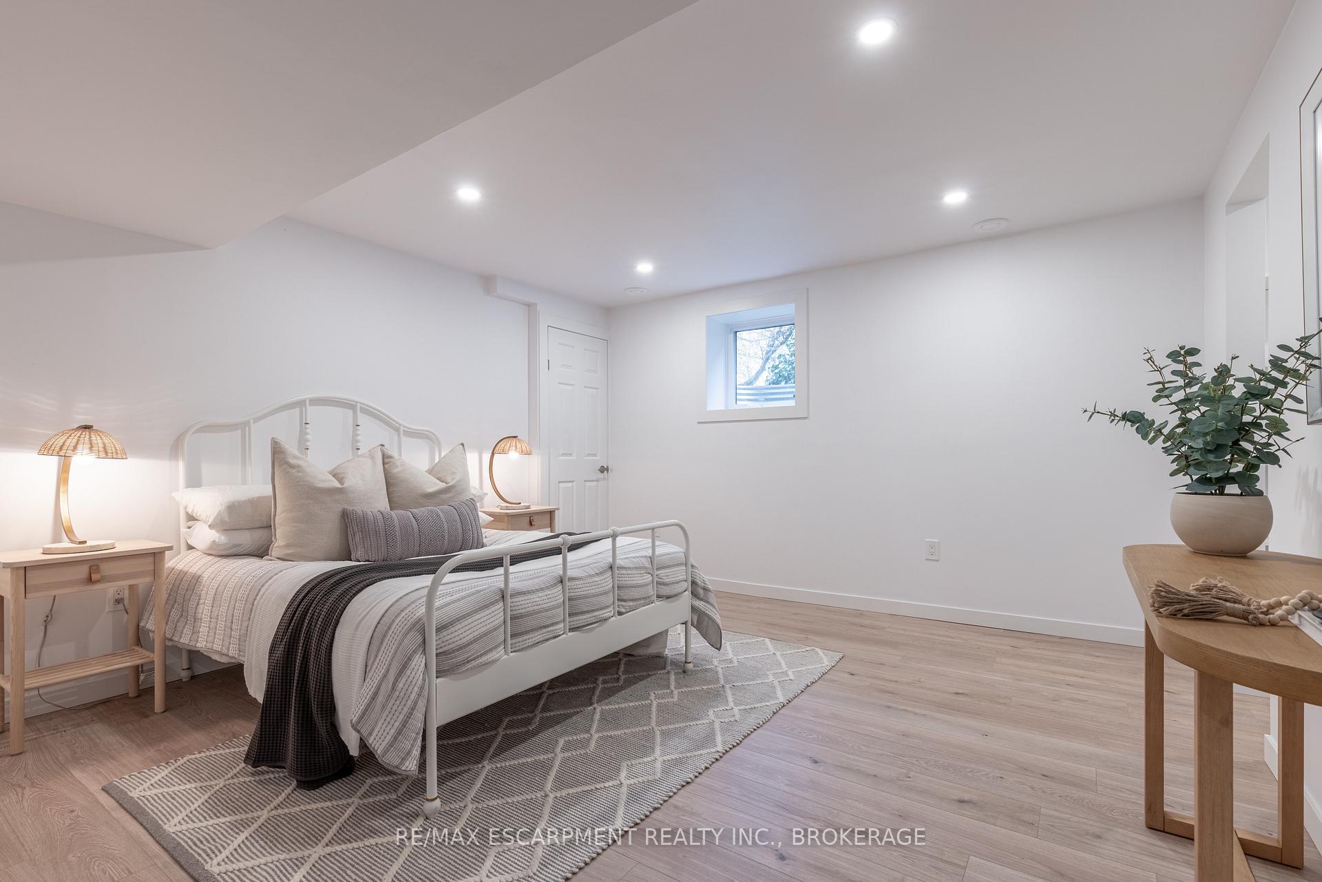 Photo 19 of 50 Fifth Street, Welland, Lincoln/Crowland — HOMEH
