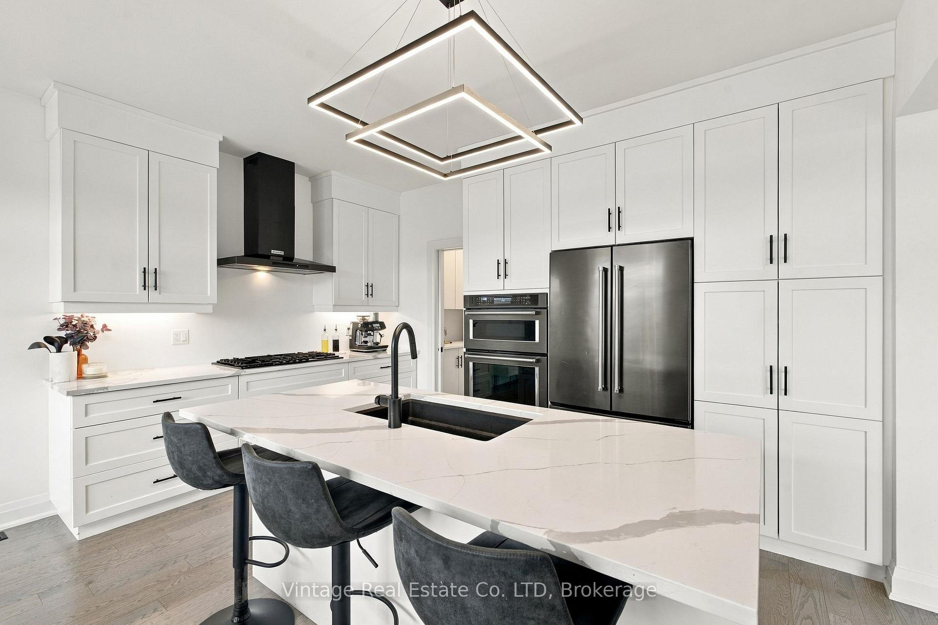 Photo 8 of 136 Susan Drive, Pelham, Fonthill — HOMEH