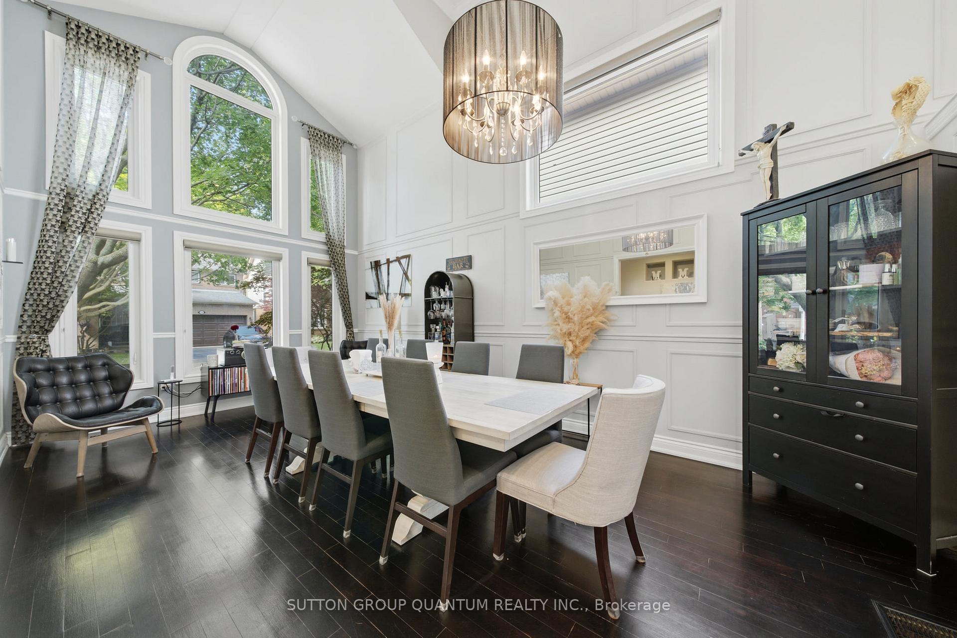Photo 2 of 2345 Joshua Drive, Burlington, Orchard — HOMEH