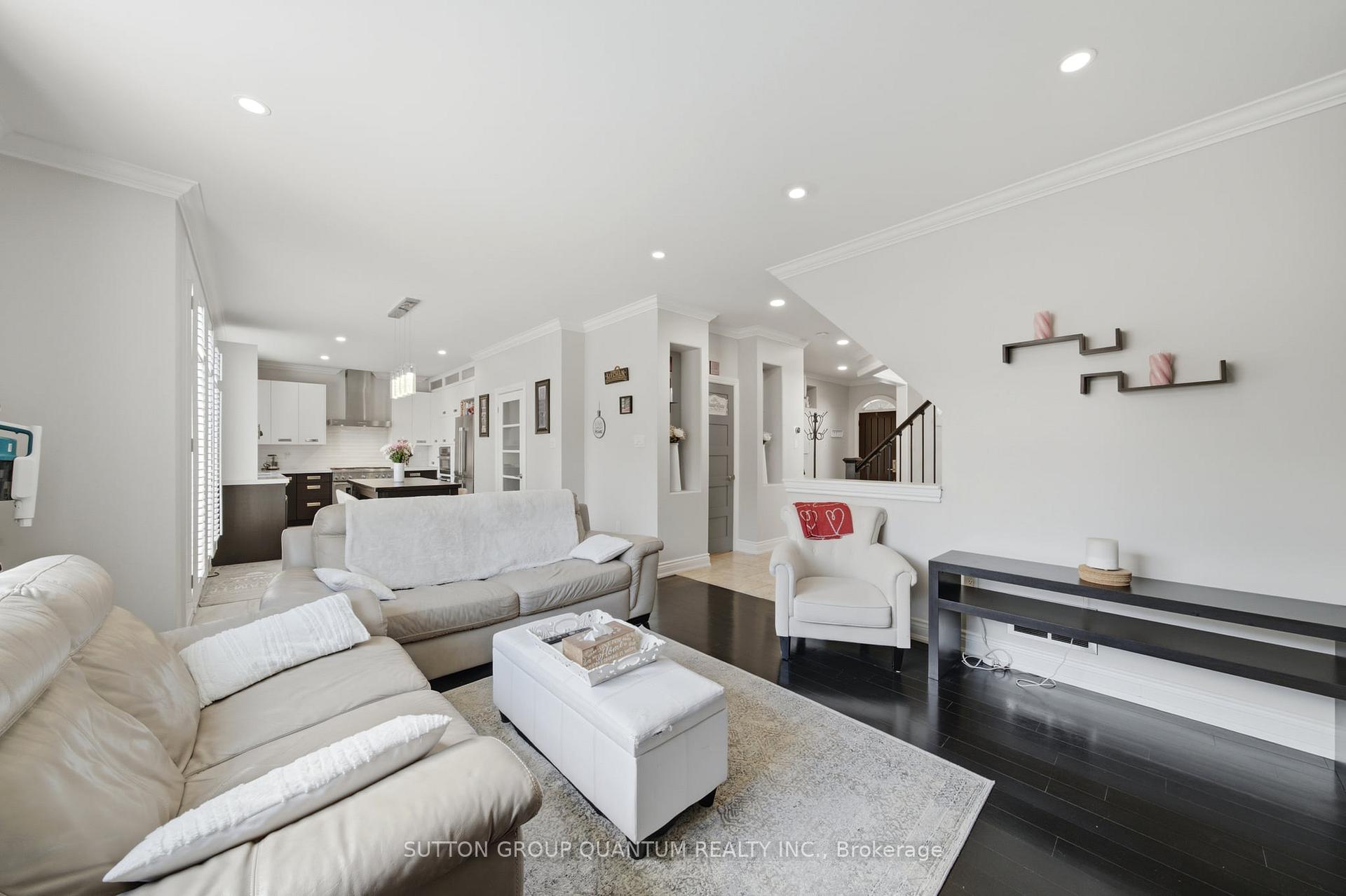 Photo 10 of 2345 Joshua Drive, Burlington, Orchard — HOMEH