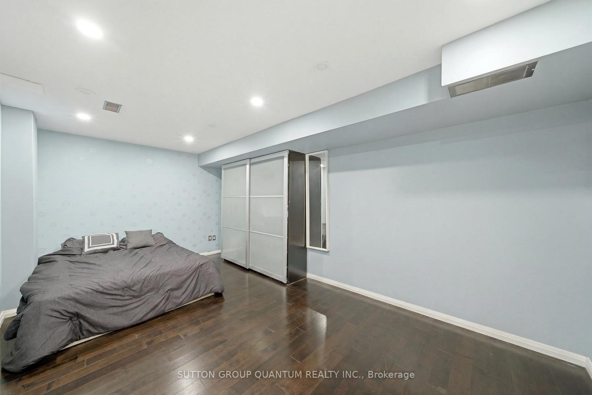 Photo 26 of 2345 Joshua Drive, Burlington, Orchard — HOMEH