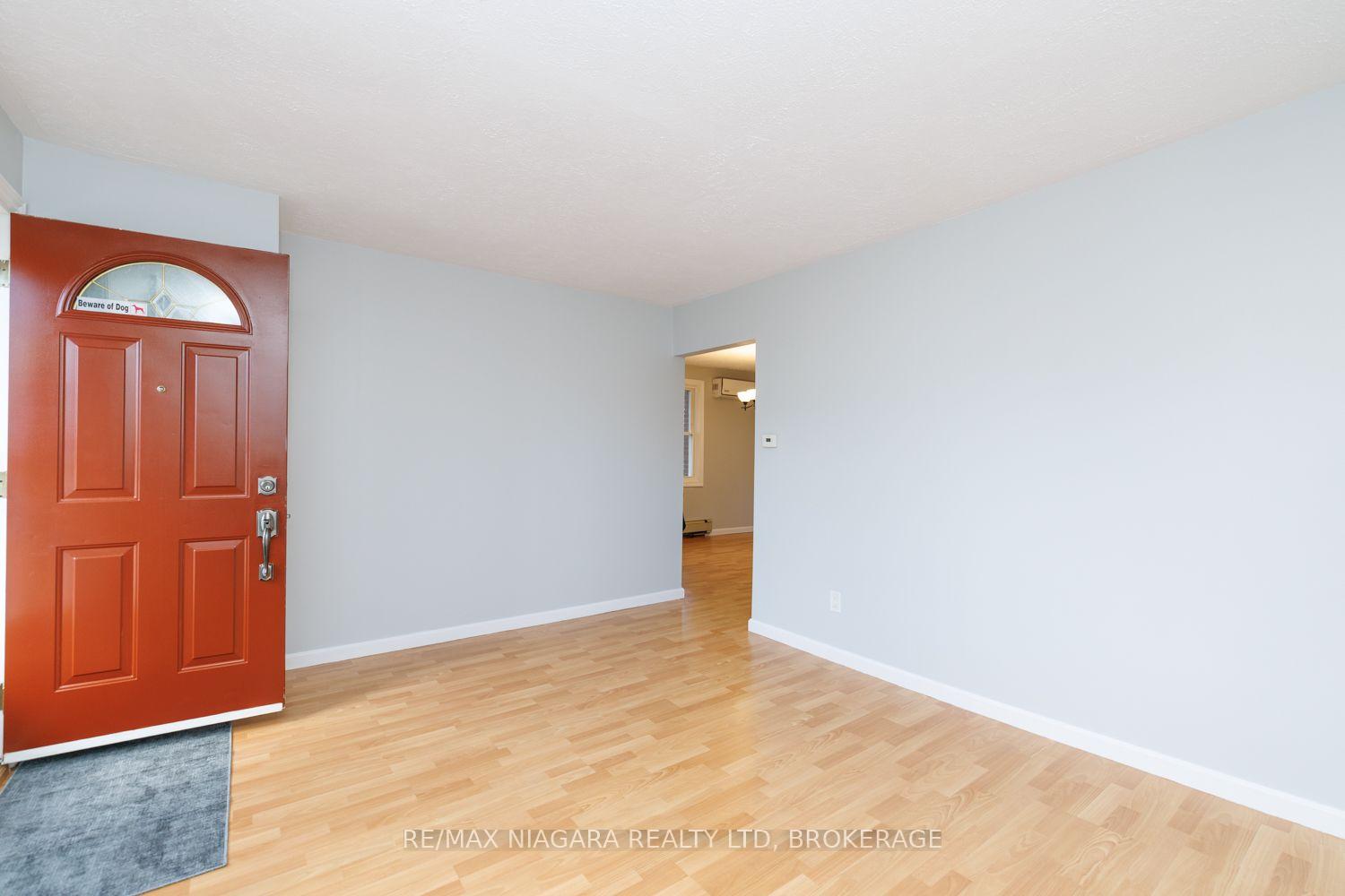 Photo 6 of 210 Taylor Street, Thorold, Allanburg/Thorold South — HOMEH