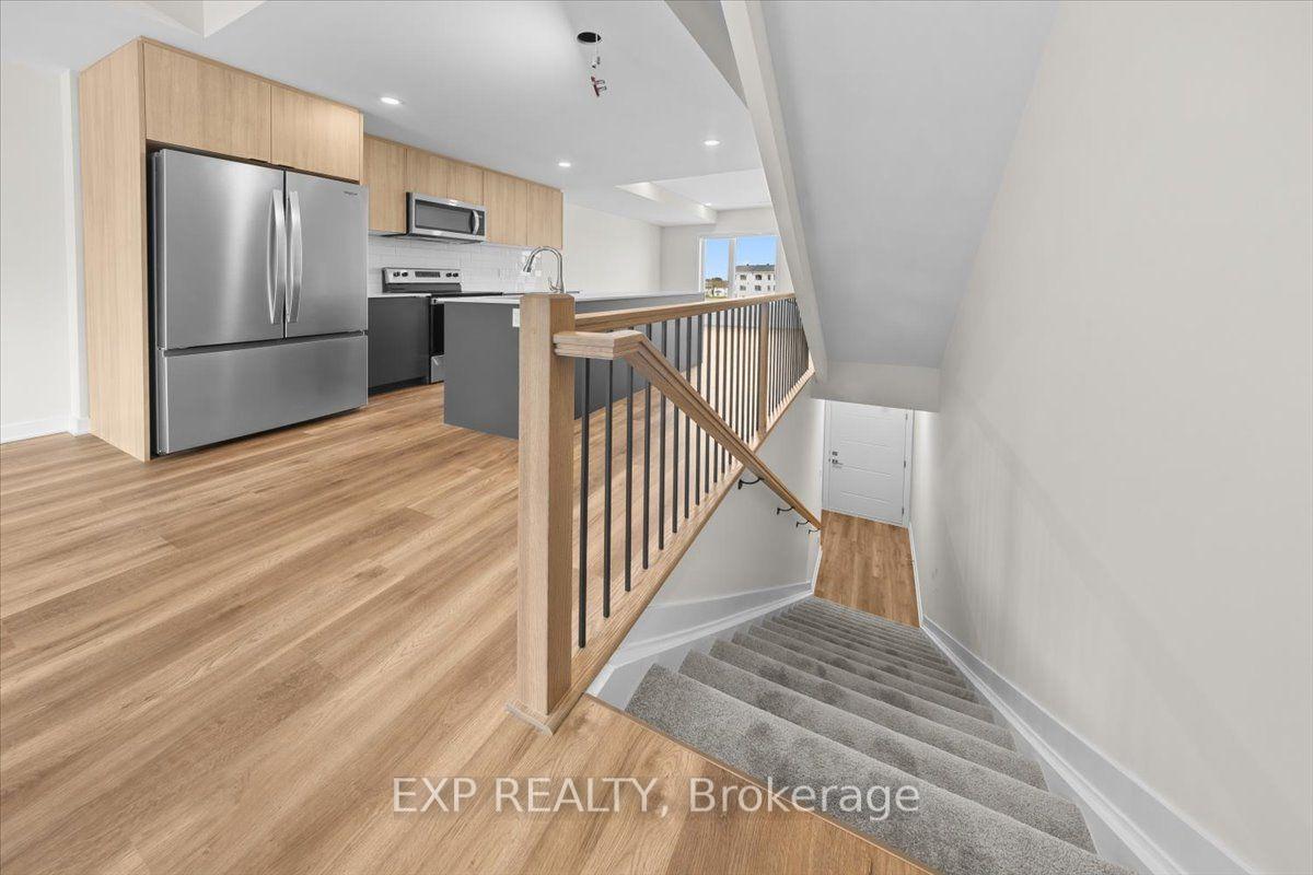 Photo 6 of 215 Antelope Private, Ottawa, Kanata - Morgan's Grant/South March — HOMEH