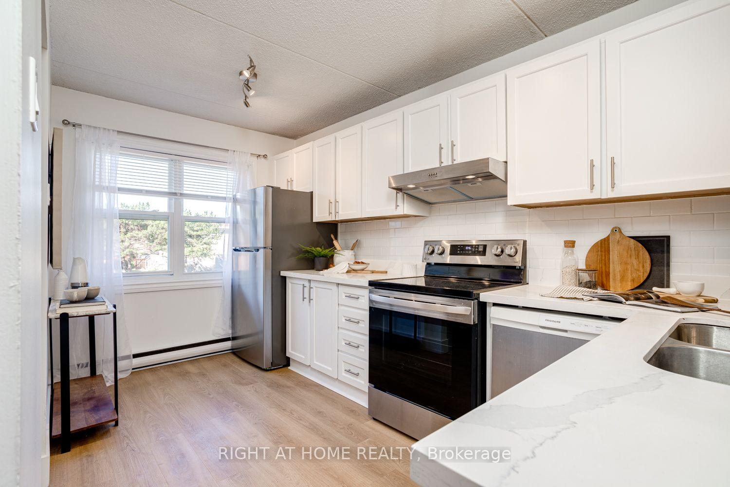 Photo 3 of Unit 207, 580 Mary Street E, Whitby, Downtown Whitby — HOMEH