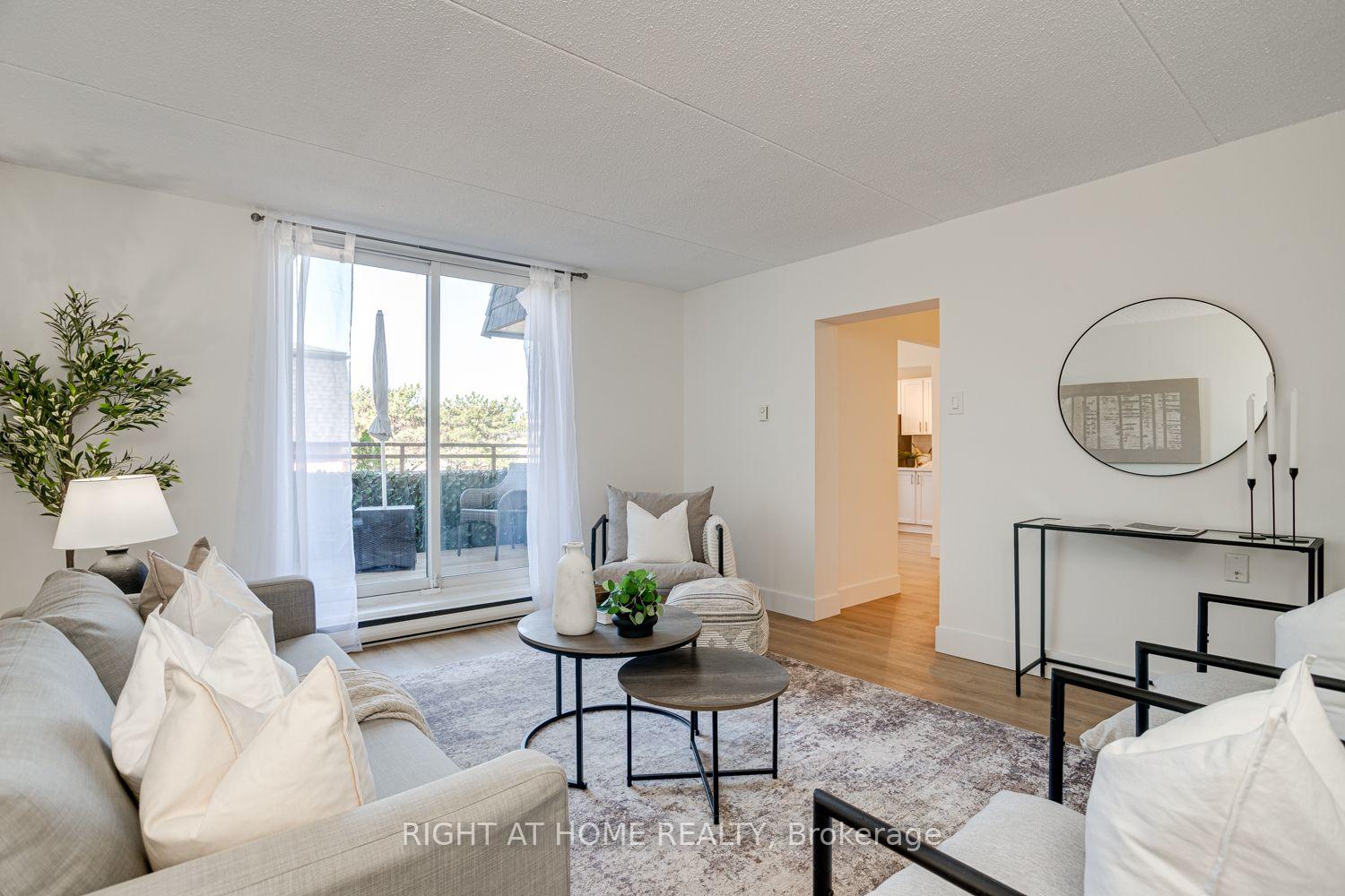 Photo 8 of Unit 207, 580 Mary Street E, Whitby, Downtown Whitby — HOMEH