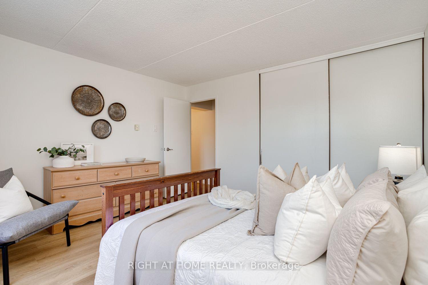Photo 19 of Unit 207, 580 Mary Street E, Whitby, Downtown Whitby — HOMEH