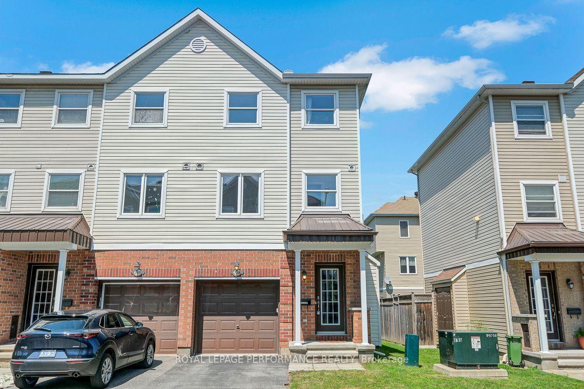 Photo 1 of 759 Sanibel Private, Ottawa, Westcliffe Estates — HOMEH