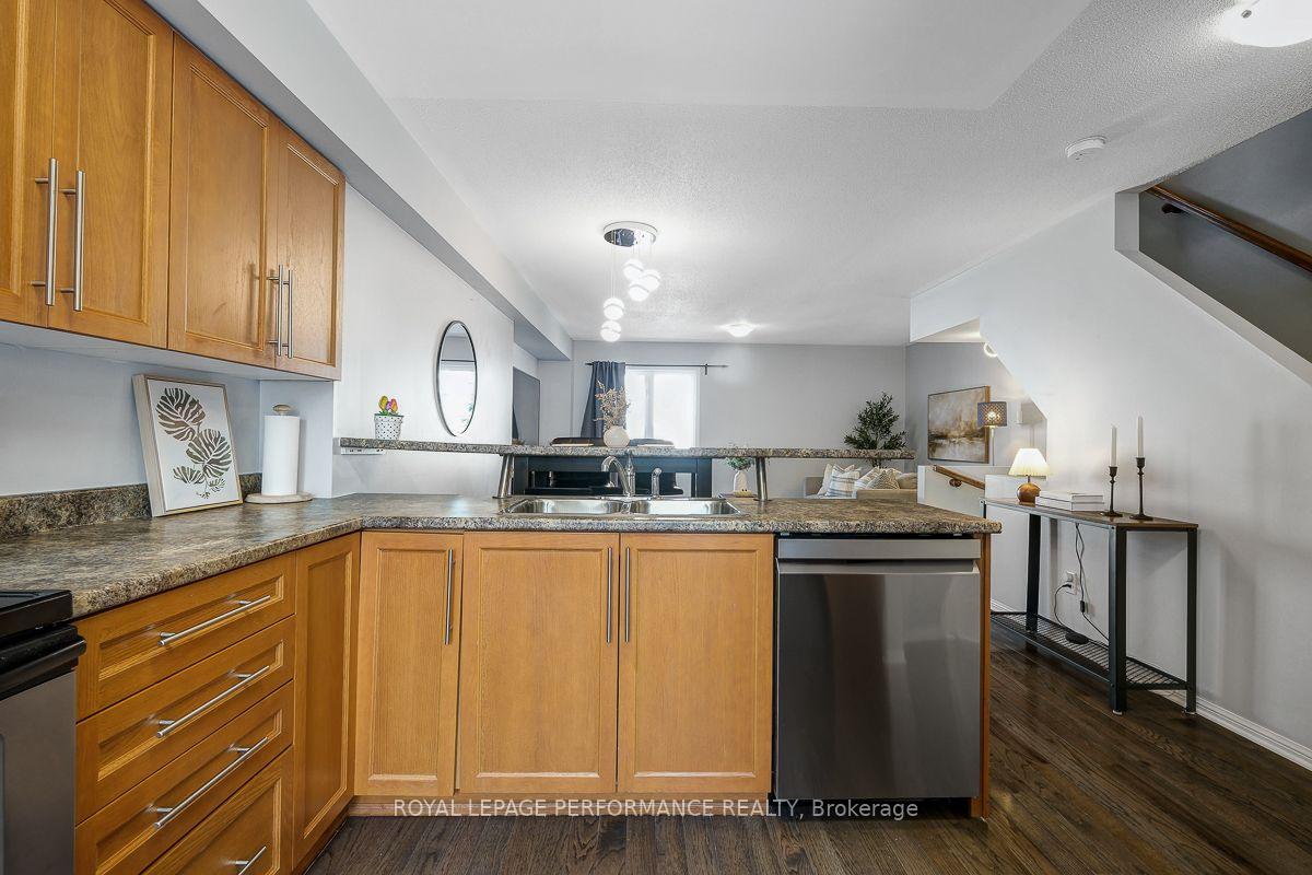 Photo 19 of 759 Sanibel Private, Ottawa, Westcliffe Estates — HOMEH