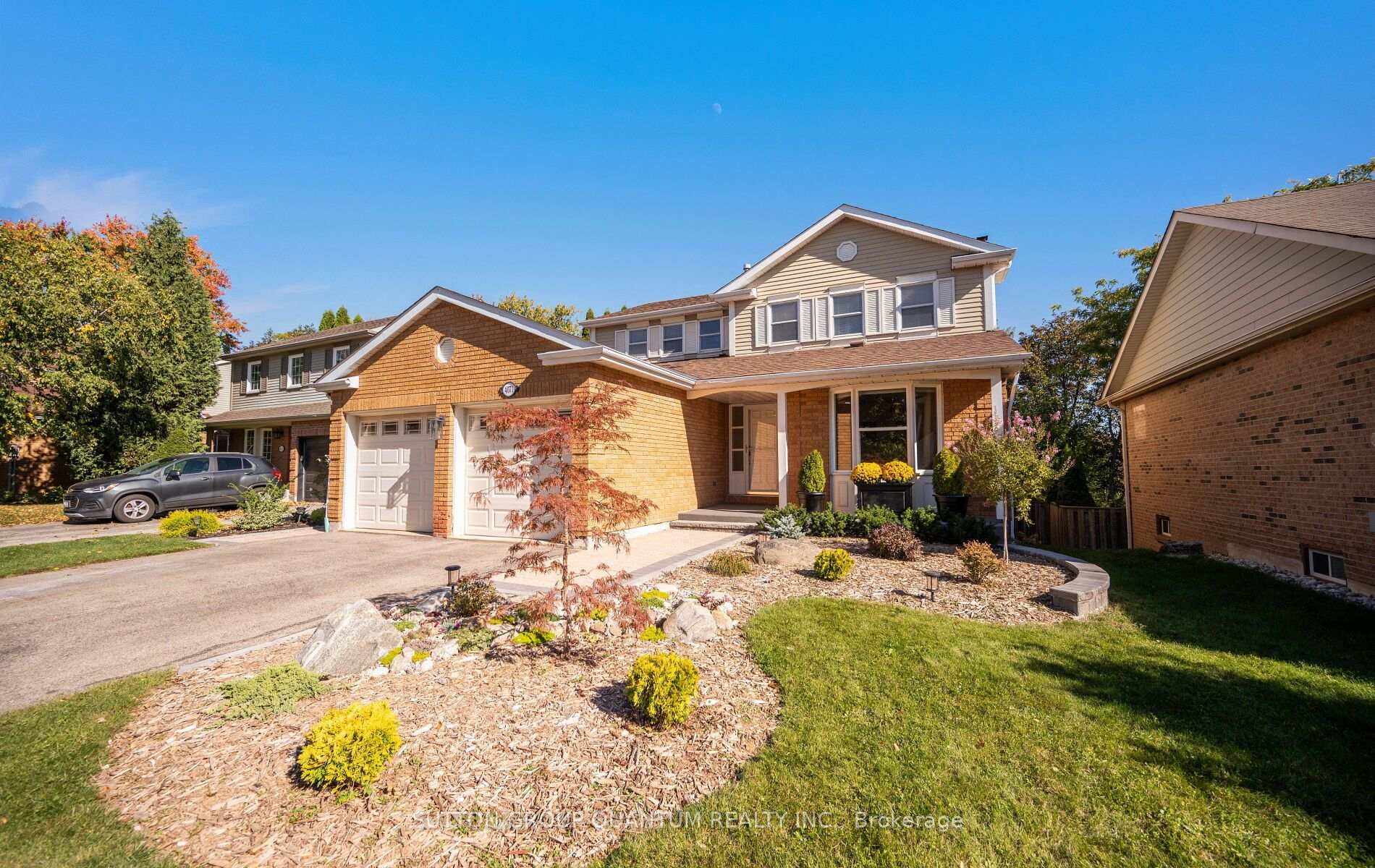 Photo 2 of 4071 Wheelwright Crescent, Mississauga, Erin Mills — HOMEH