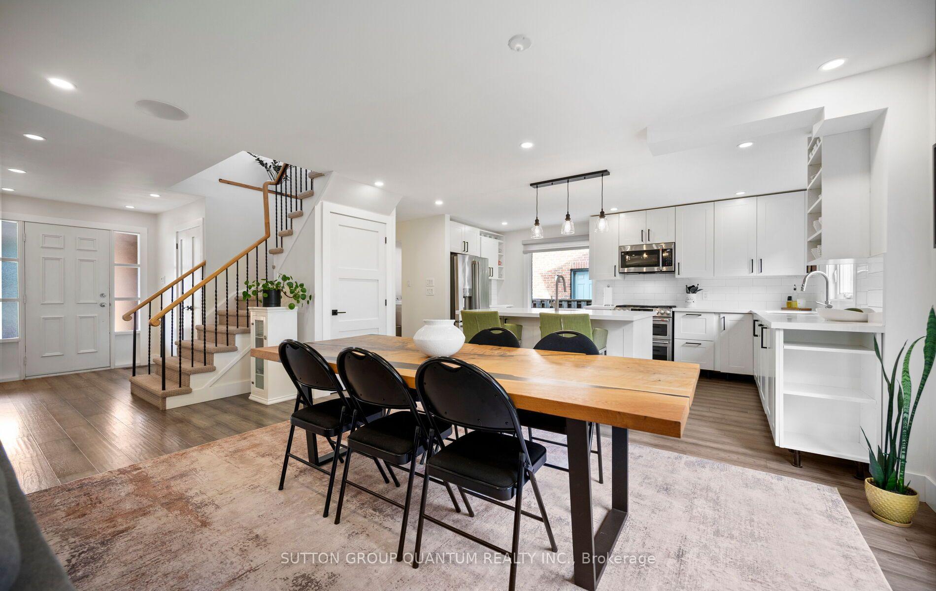 Photo 7 of 4071 Wheelwright Crescent, Mississauga, Erin Mills — HOMEH