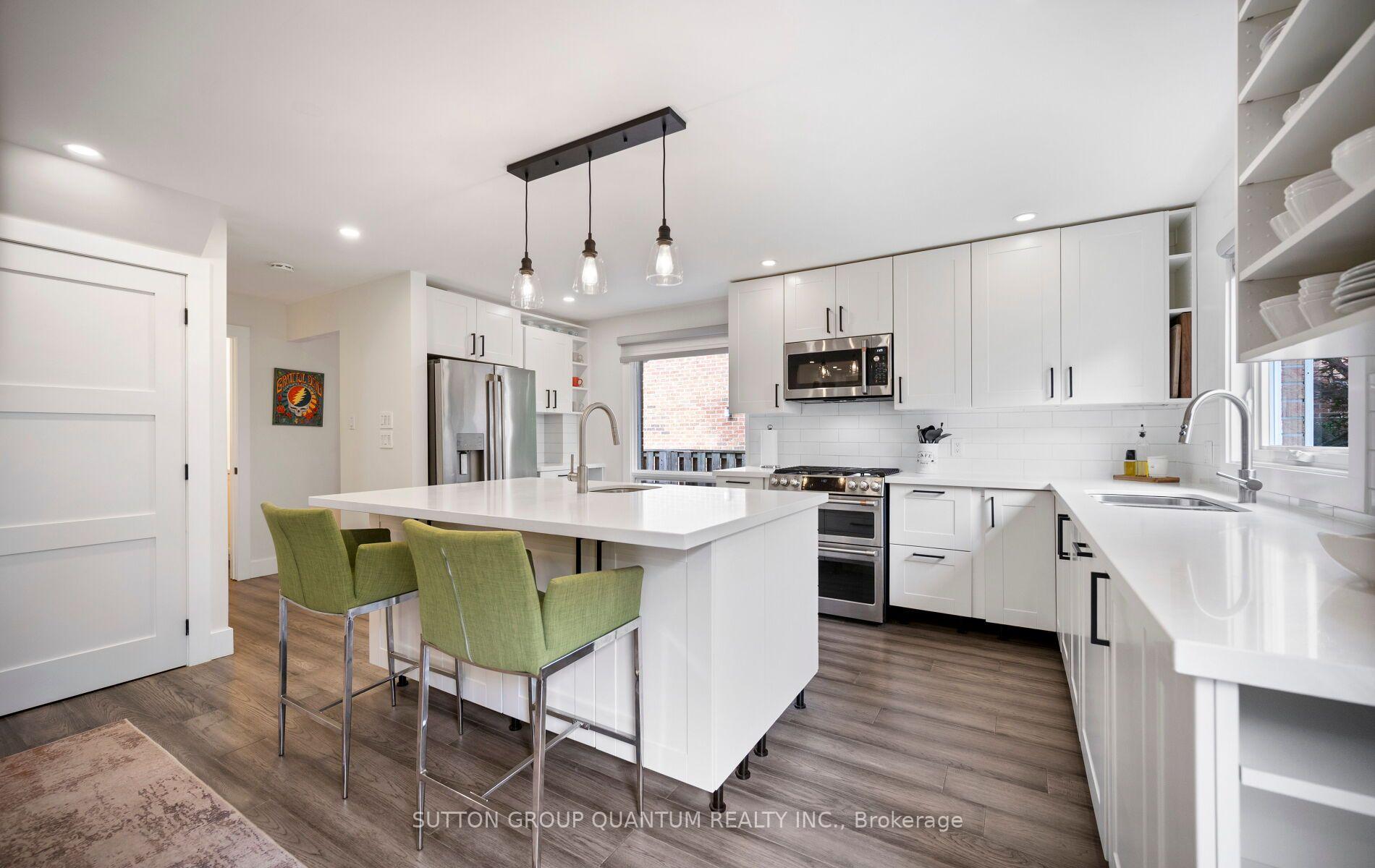 Photo 8 of 4071 Wheelwright Crescent, Mississauga, Erin Mills — HOMEH
