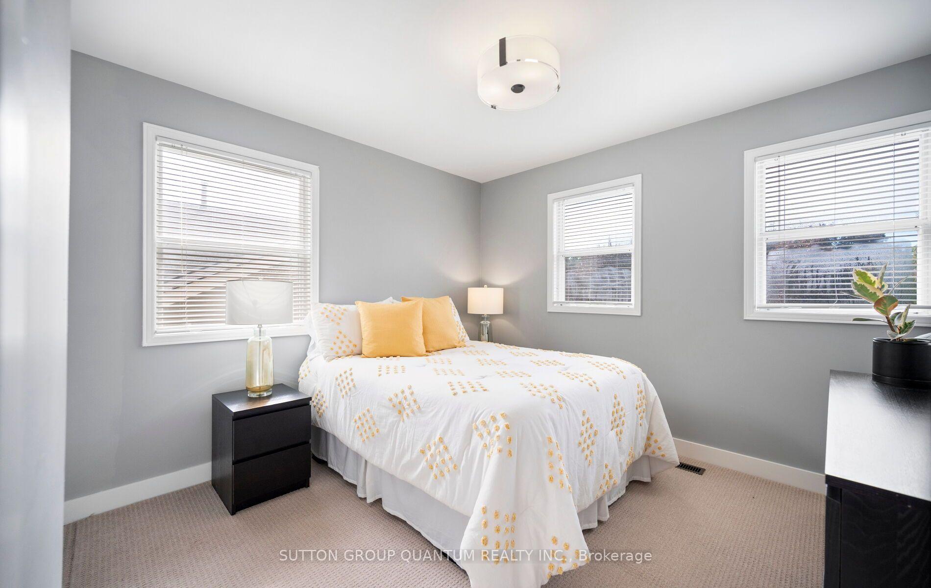 Photo 21 of 4071 Wheelwright Crescent, Mississauga, Erin Mills — HOMEH