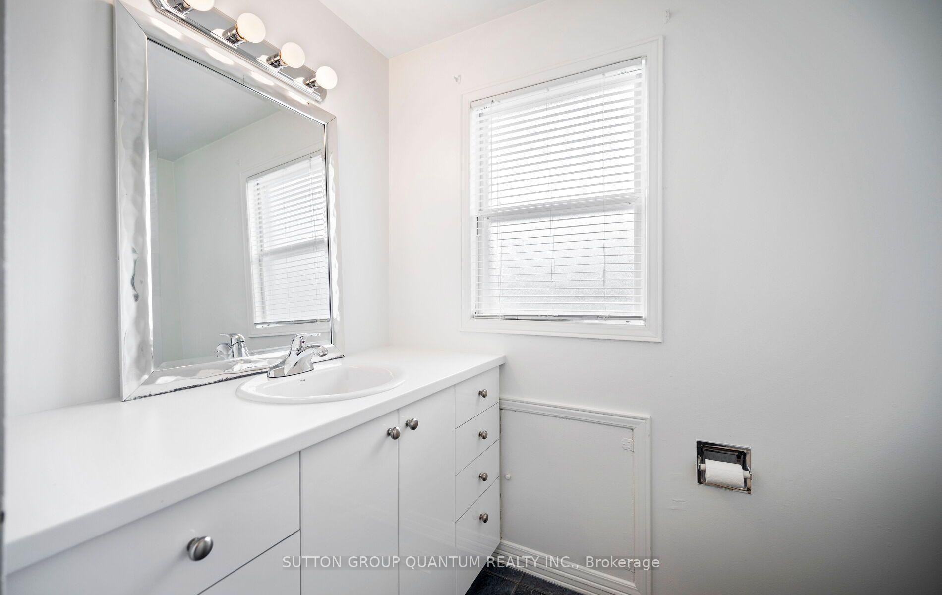 Photo 23 of 4071 Wheelwright Crescent, Mississauga, Erin Mills — HOMEH