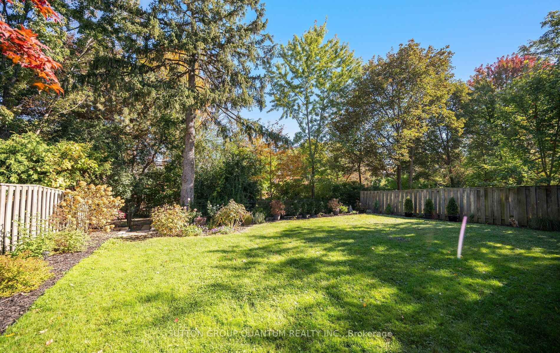 Photo 30 of 4071 Wheelwright Crescent, Mississauga, Erin Mills — HOMEH