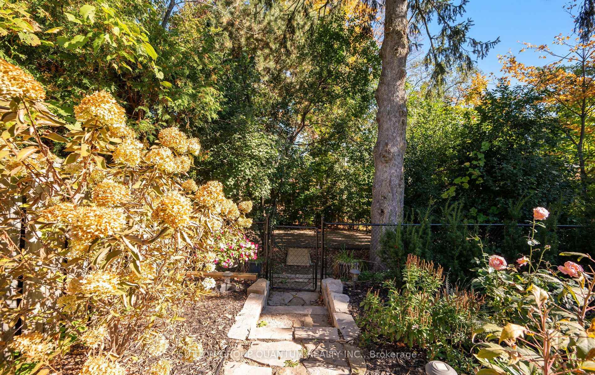 Photo 31 of 4071 Wheelwright Crescent, Mississauga, Erin Mills — HOMEH