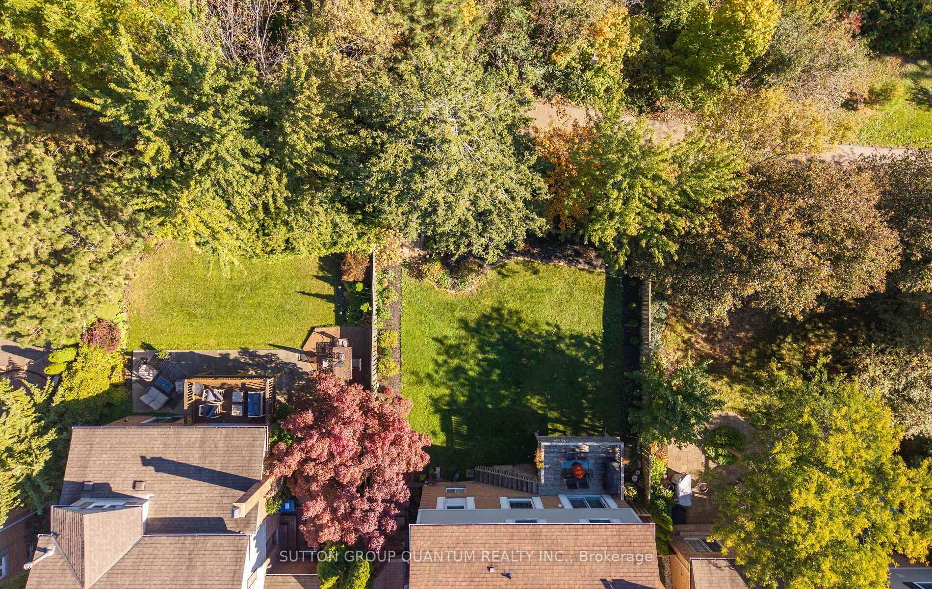 Photo 35 of 4071 Wheelwright Crescent, Mississauga, Erin Mills — HOMEH