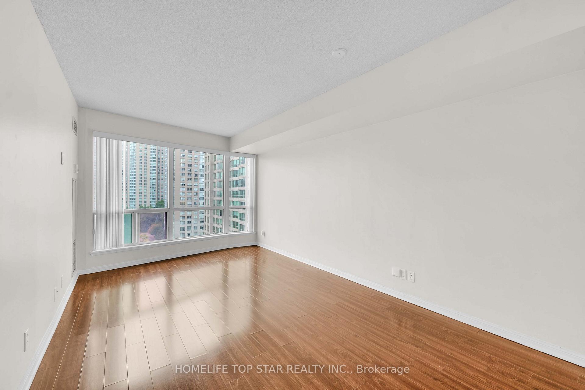 Photo 8 of Unit 1011, 8 Lee Centre Drive, Scarborough, Woburn — HOMEH