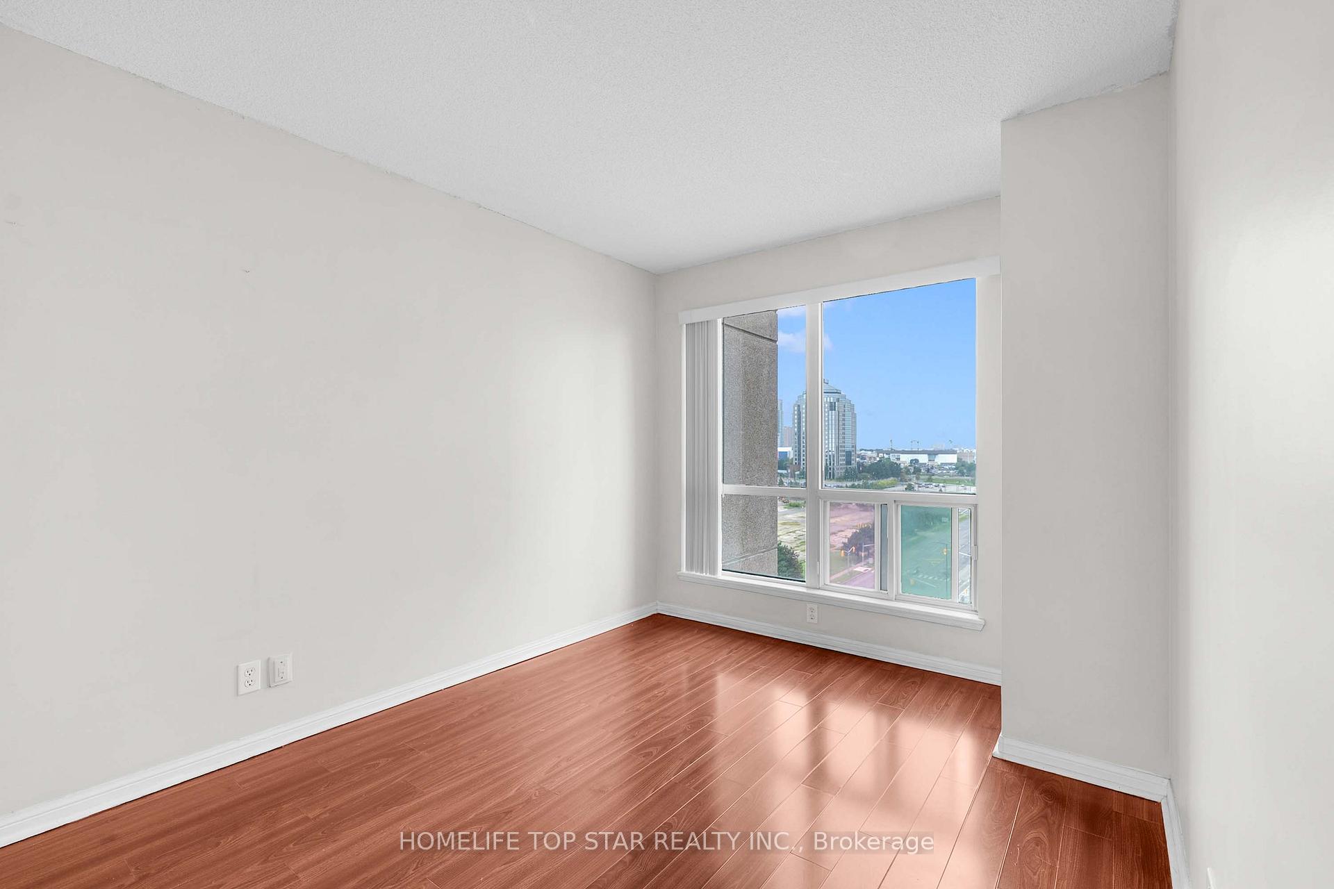 Photo 11 of Unit 1011, 8 Lee Centre Drive, Scarborough, Woburn — HOMEH
