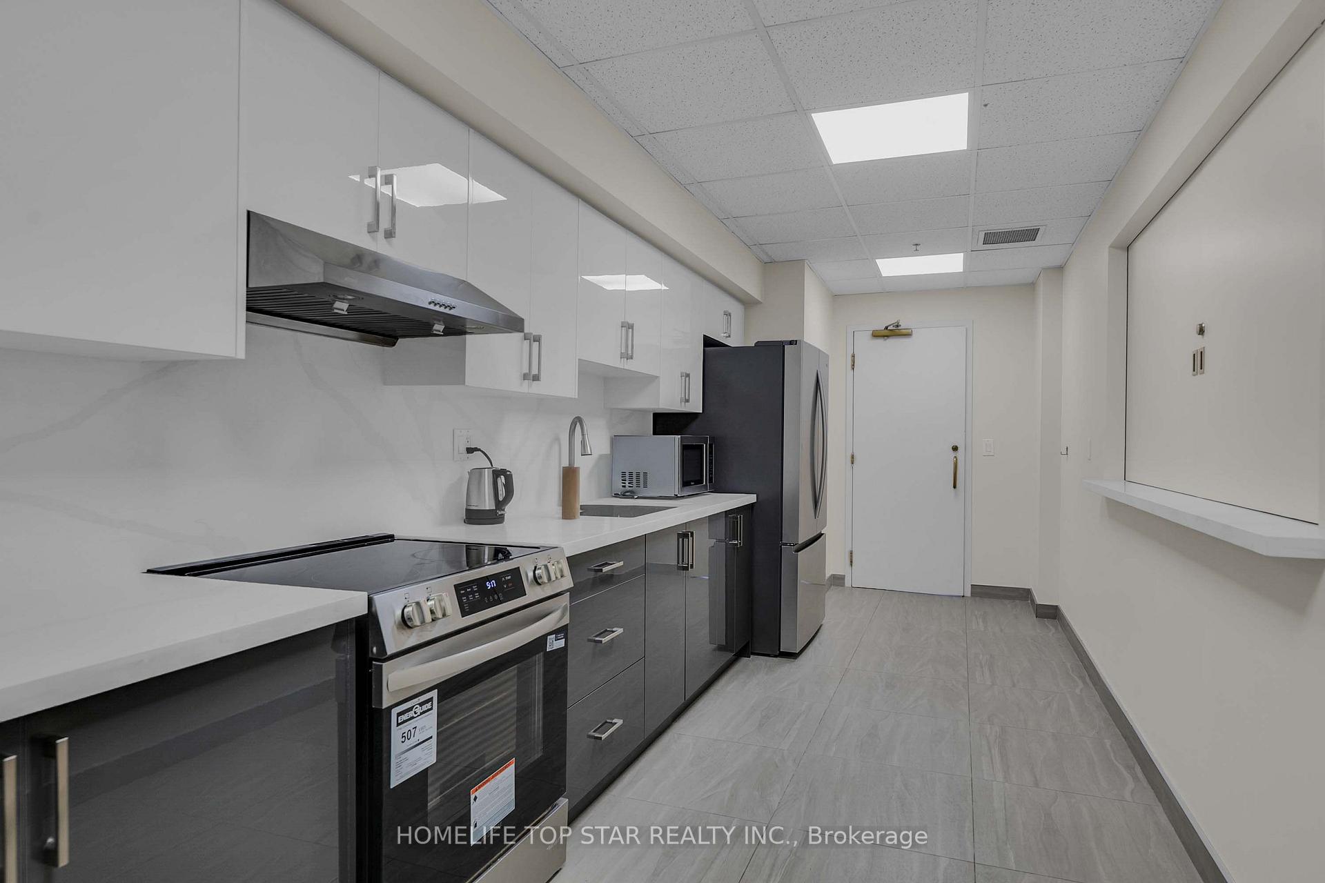 Photo 22 of Unit 1011, 8 Lee Centre Drive, Scarborough, Woburn — HOMEH