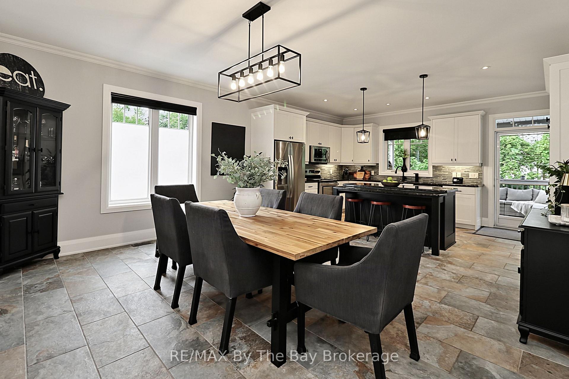 Photo 10 of 320 Birch Street, Collingwood — HOMEH