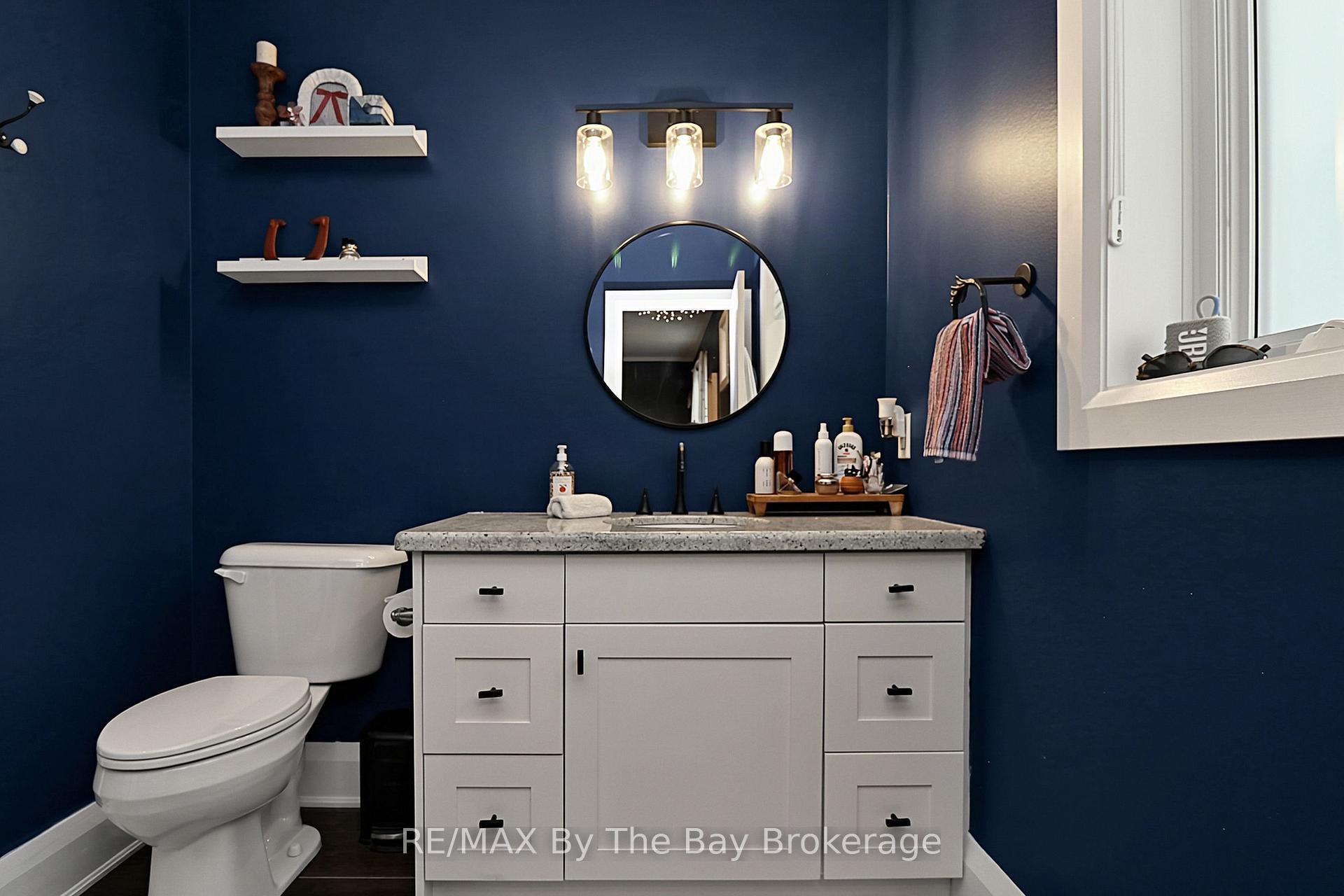 Photo 25 of 320 Birch Street, Collingwood — HOMEH