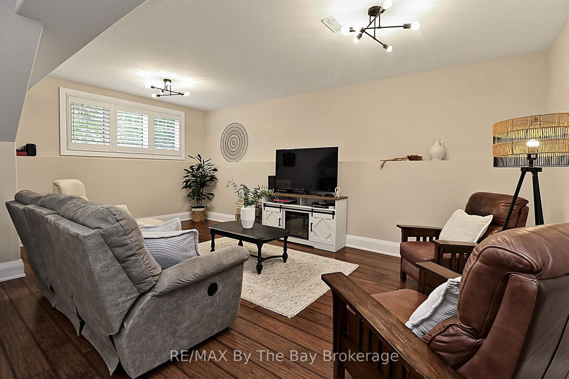 Photo 26 of 320 Birch Street, Collingwood — HOMEH