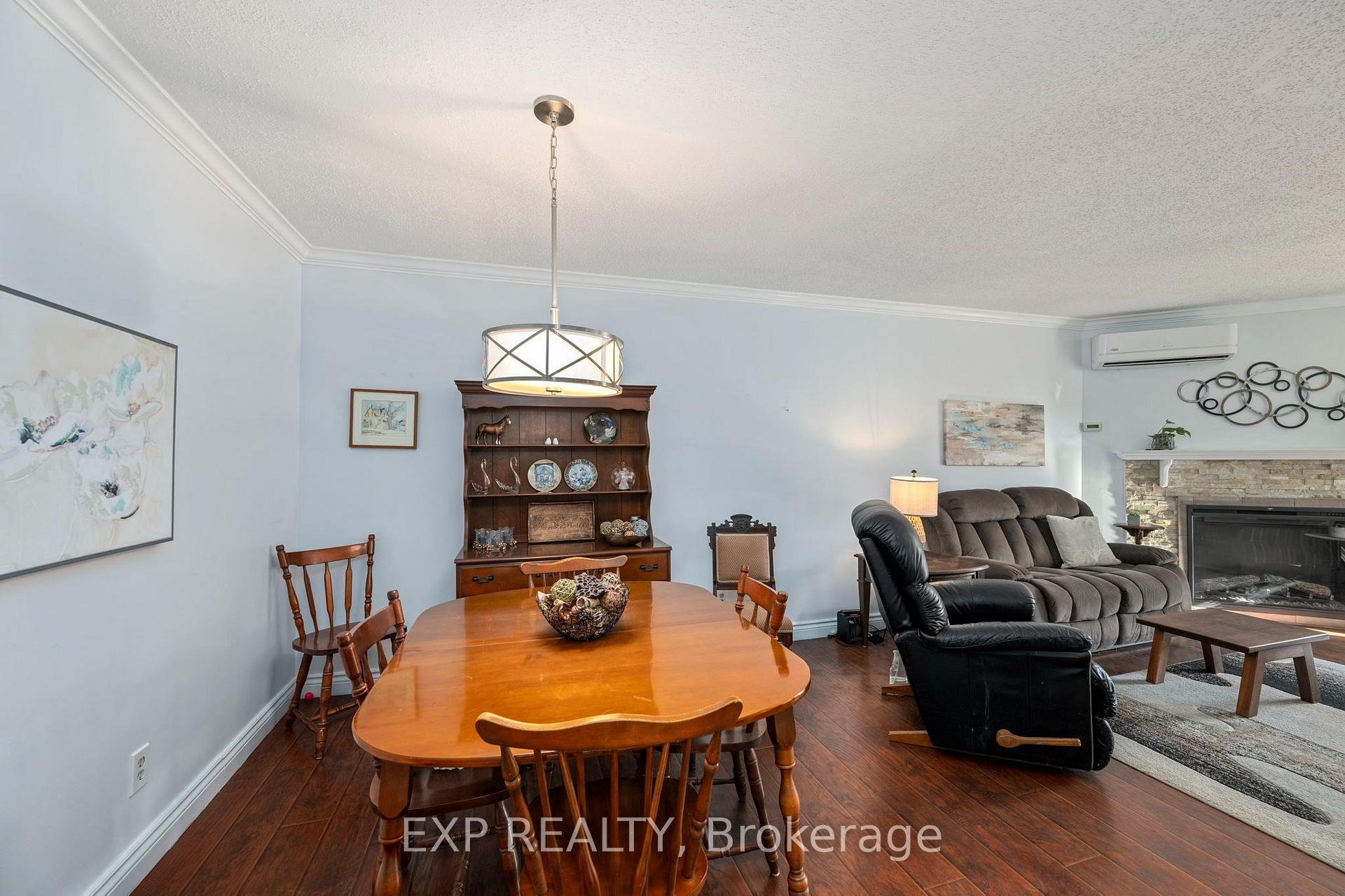 Photo 7 of Unit 112, 735 Deveron Crescent, London, South T — HOMEH