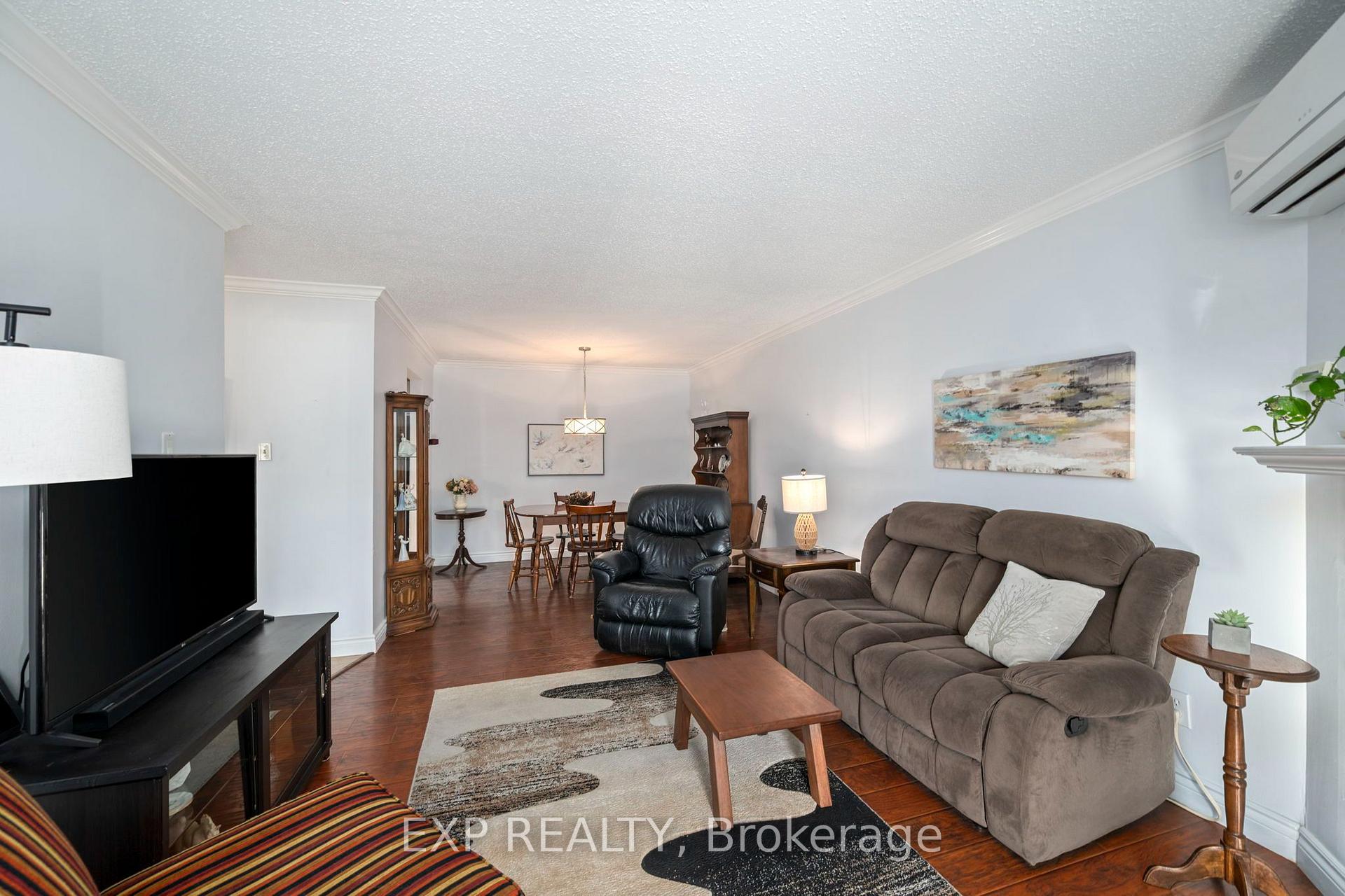 Photo 10 of Unit 112, 735 Deveron Crescent, London, South T — HOMEH