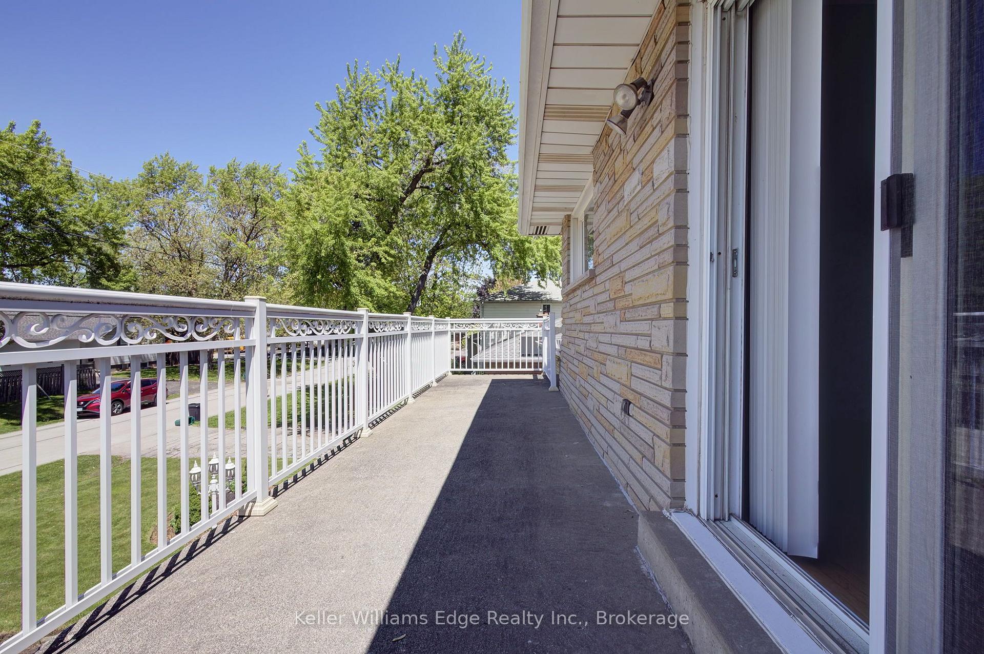 Photo 16 of 2344 Brinell Avenue, Burlington, Freeman — HOMEH