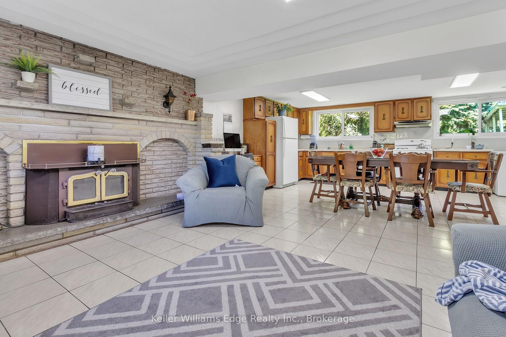 Photo 18 of 2344 Brinell Avenue, Burlington, Freeman — HOMEH