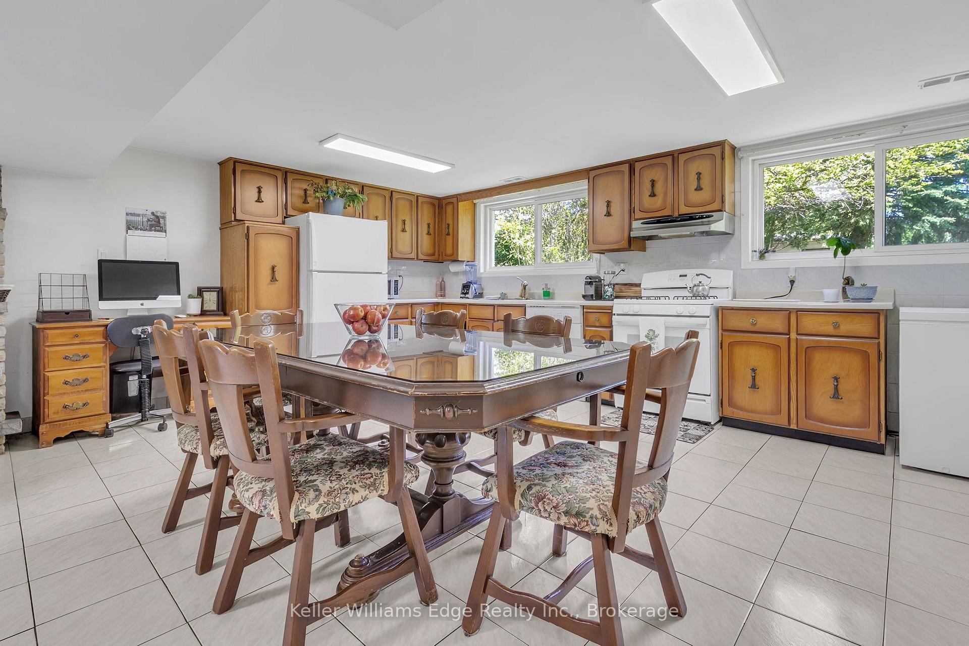 Photo 20 of 2344 Brinell Avenue, Burlington, Freeman — HOMEH