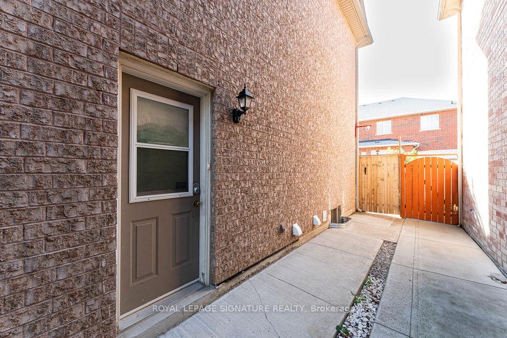Photo 3 of Unit Basement, 42 Summershade Street, Brampton, Goreway Drive Corridor — HOMEH