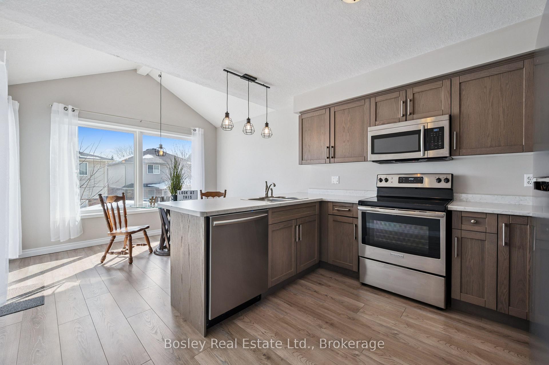 Photo 13 of 317 Grange Road, Guelph, Grange Road — HOMEH