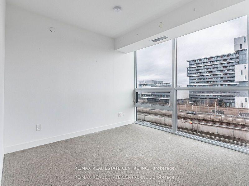 Photo 13 of Unit 605, 120 Varna Drive, Toronto, Englemount-Lawrence — HOMEH