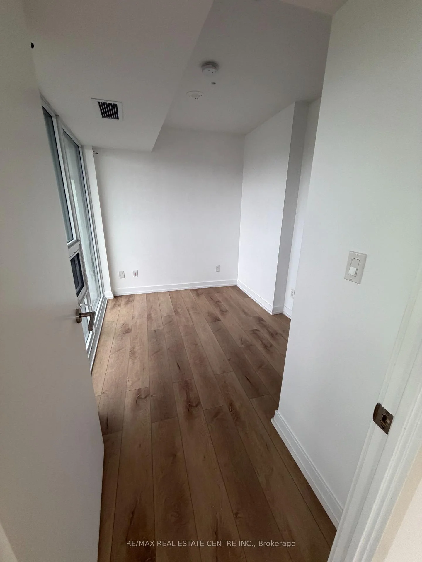 Photo 18 of Unit 605, 120 Varna Drive, Toronto, Englemount-Lawrence — HOMEH