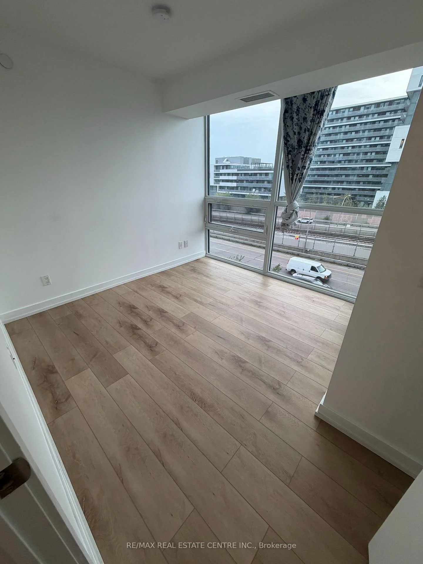 Photo 20 of Unit 605, 120 Varna Drive, Toronto, Englemount-Lawrence — HOMEH