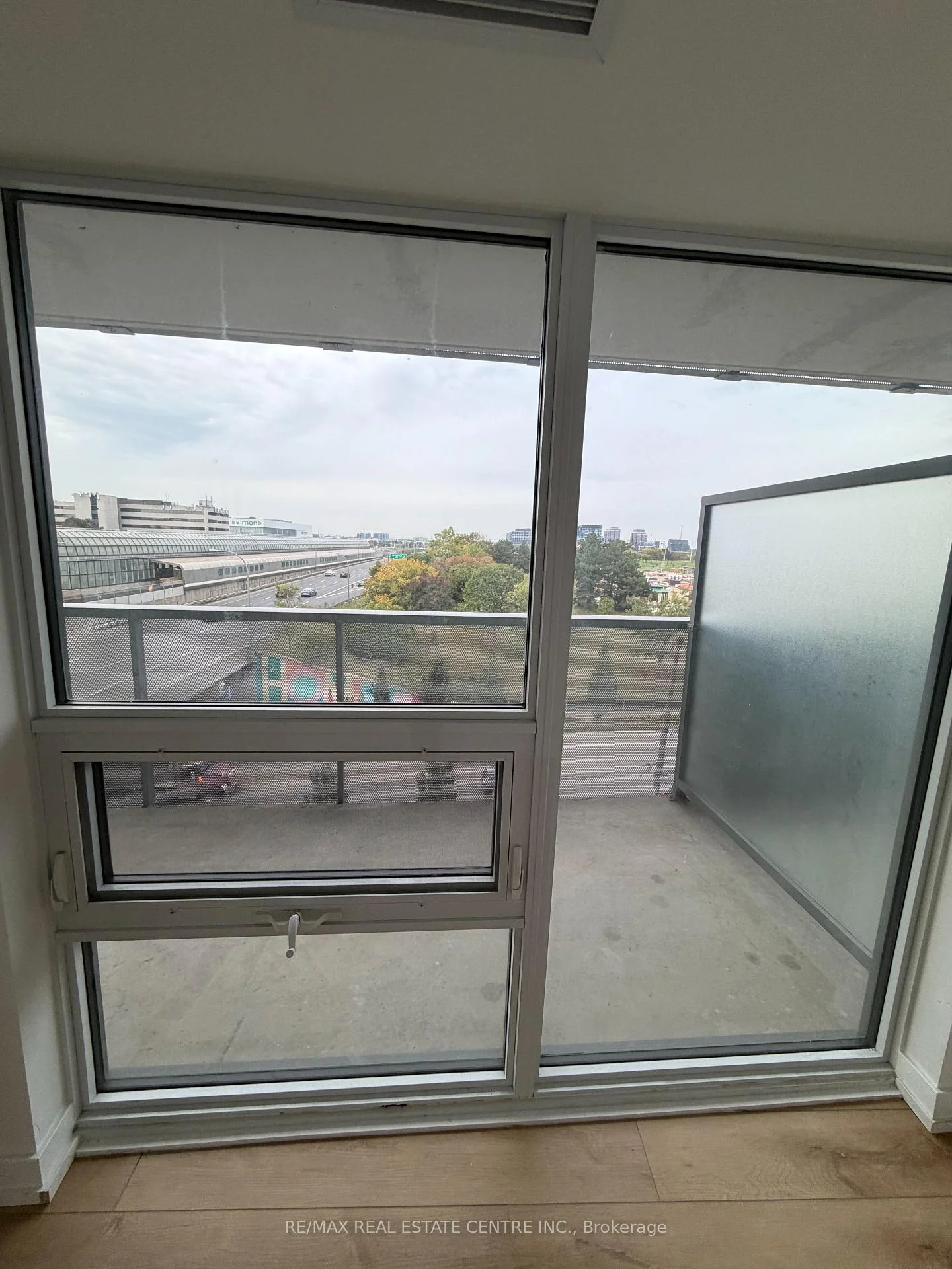 Photo 24 of Unit 605, 120 Varna Drive, Toronto, Englemount-Lawrence — HOMEH