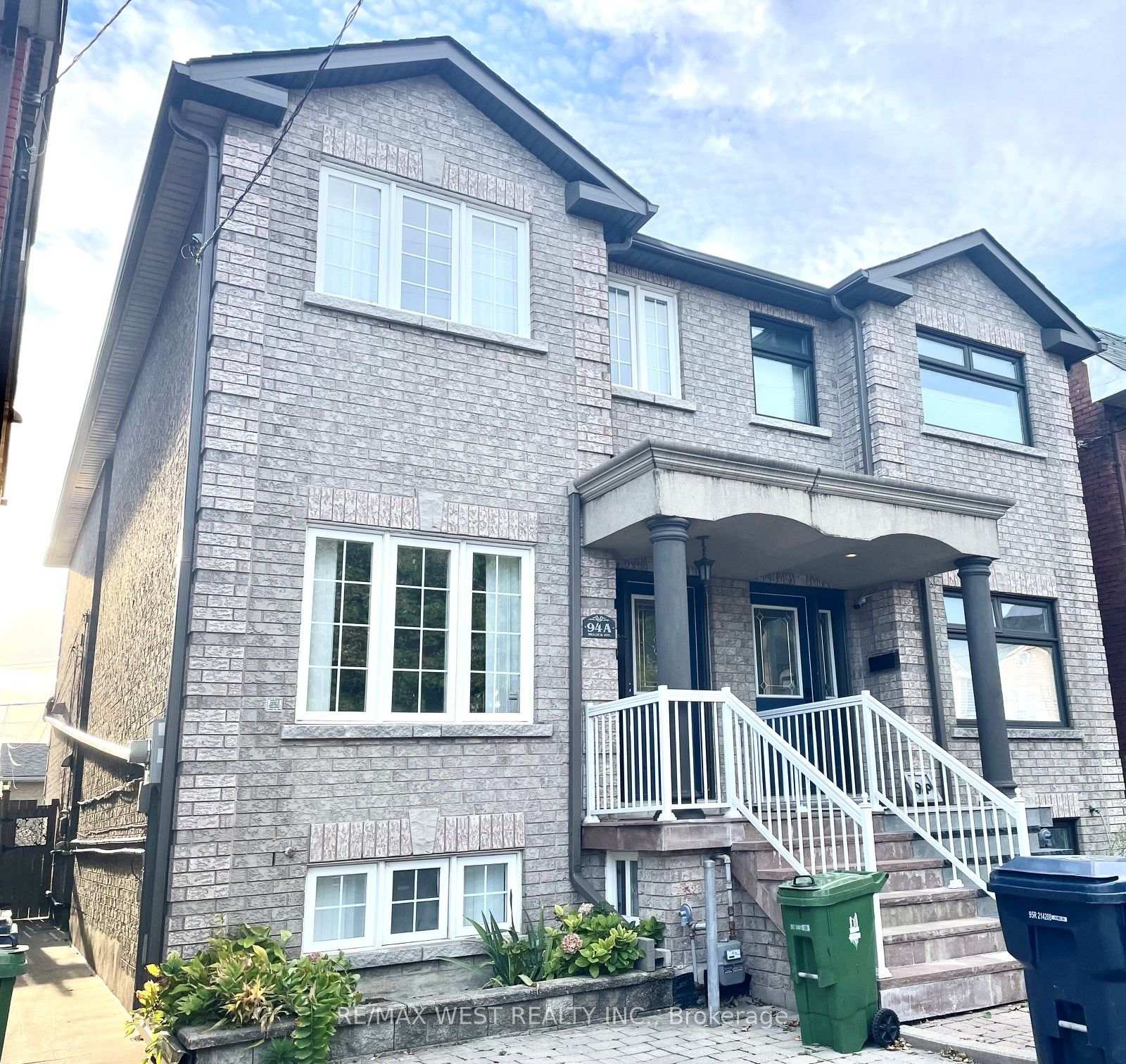 Photo of 94A Mulock Avenue