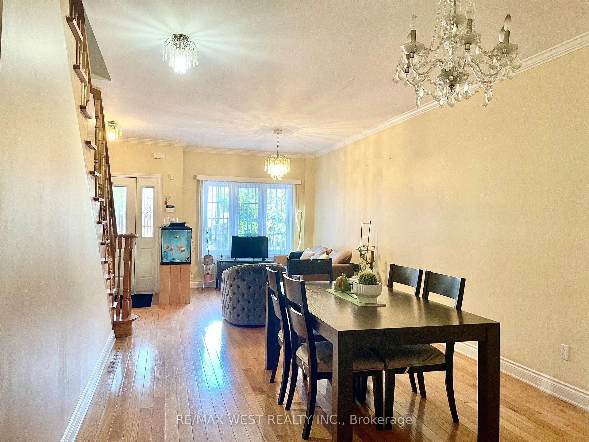 Photo 3 of 94A Mulock Avenue, Toronto, Junction Area — HOMEH