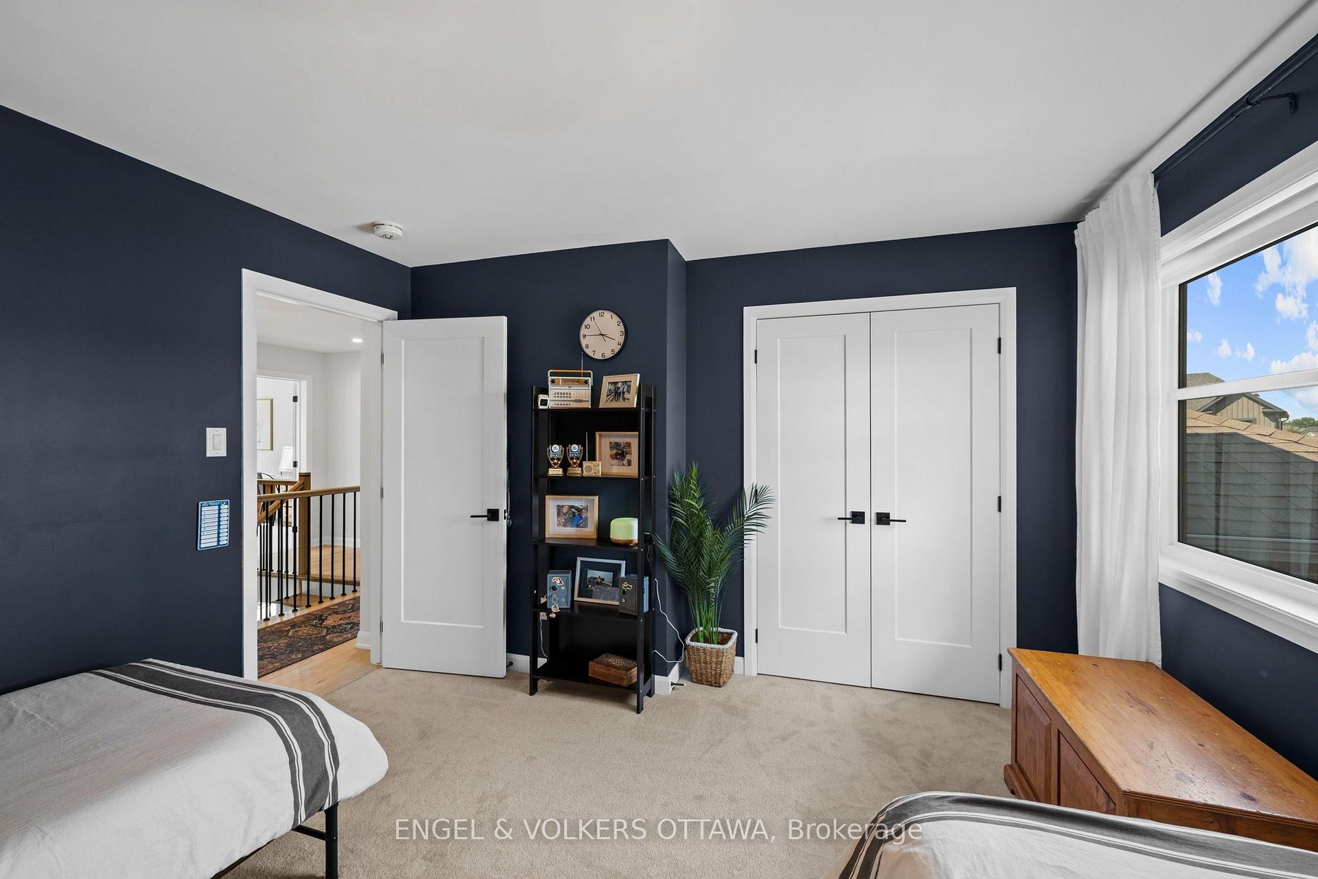 Photo 31 of 720 Coast Circle, Ottawa, Mahogany Community — HOMEH
